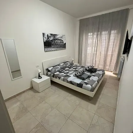 Monti Deluxe Apartment Roma Esterno foto